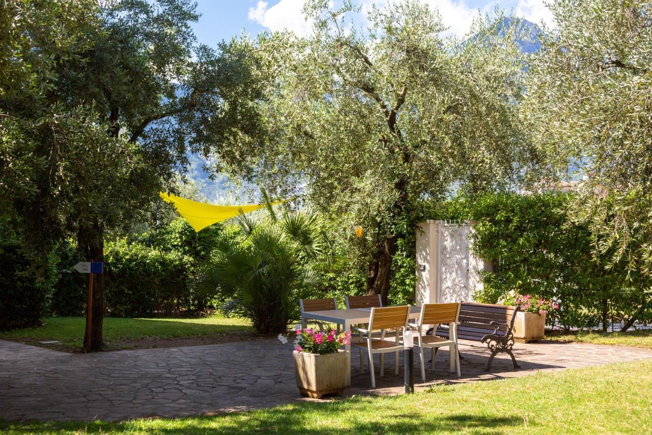 Lake House La Gemma Riva del Garda Exterior photo